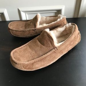 UGG Ascot Slippers